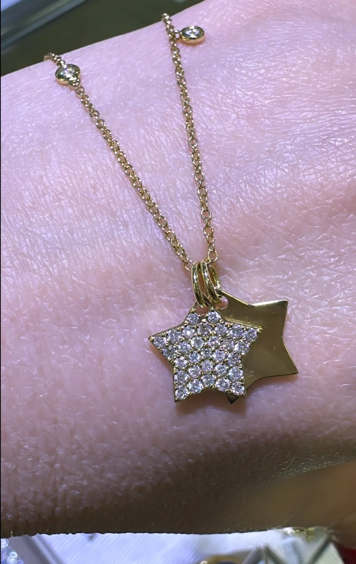 0.43ct tw Double Layered Star Pave Diamond Pendant Necklace