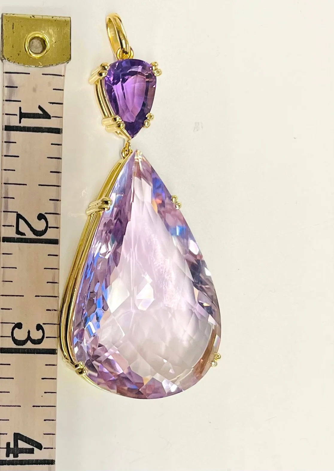 151 Carat Pear Shaped Rose De France Amethyst Pendant in Yellow Gold