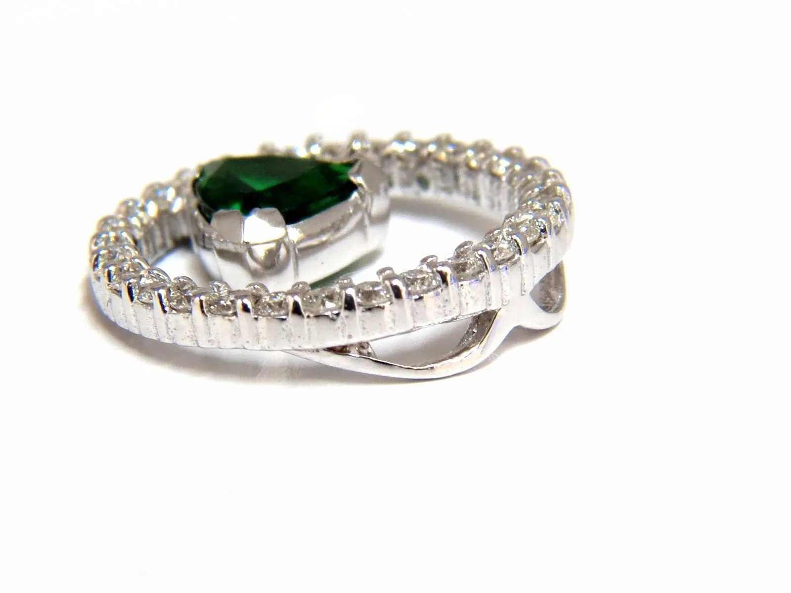 1.55ct Natural Tsavorite diamonds circle pendant 14kt
