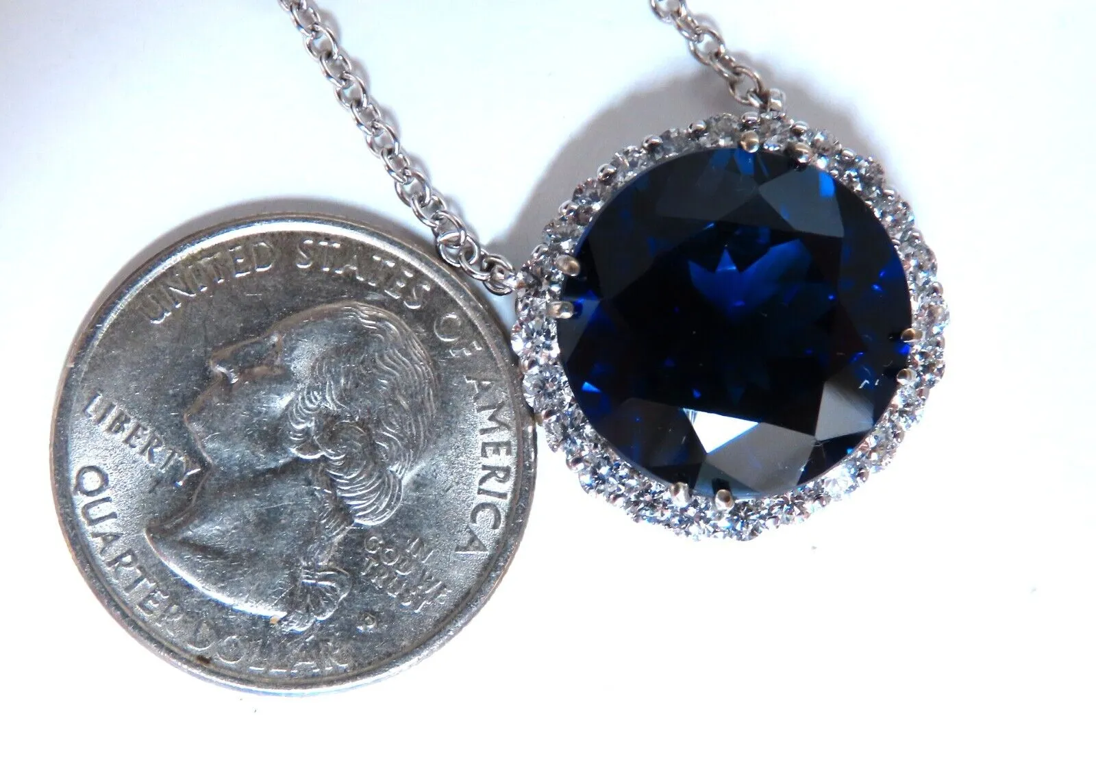 20.09ct Lab Round Blue Sapphire Diamonds pendant 14kt