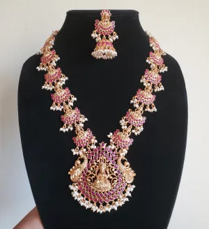 Antique Peacock Necklace With Matte Gold Plating Ruby