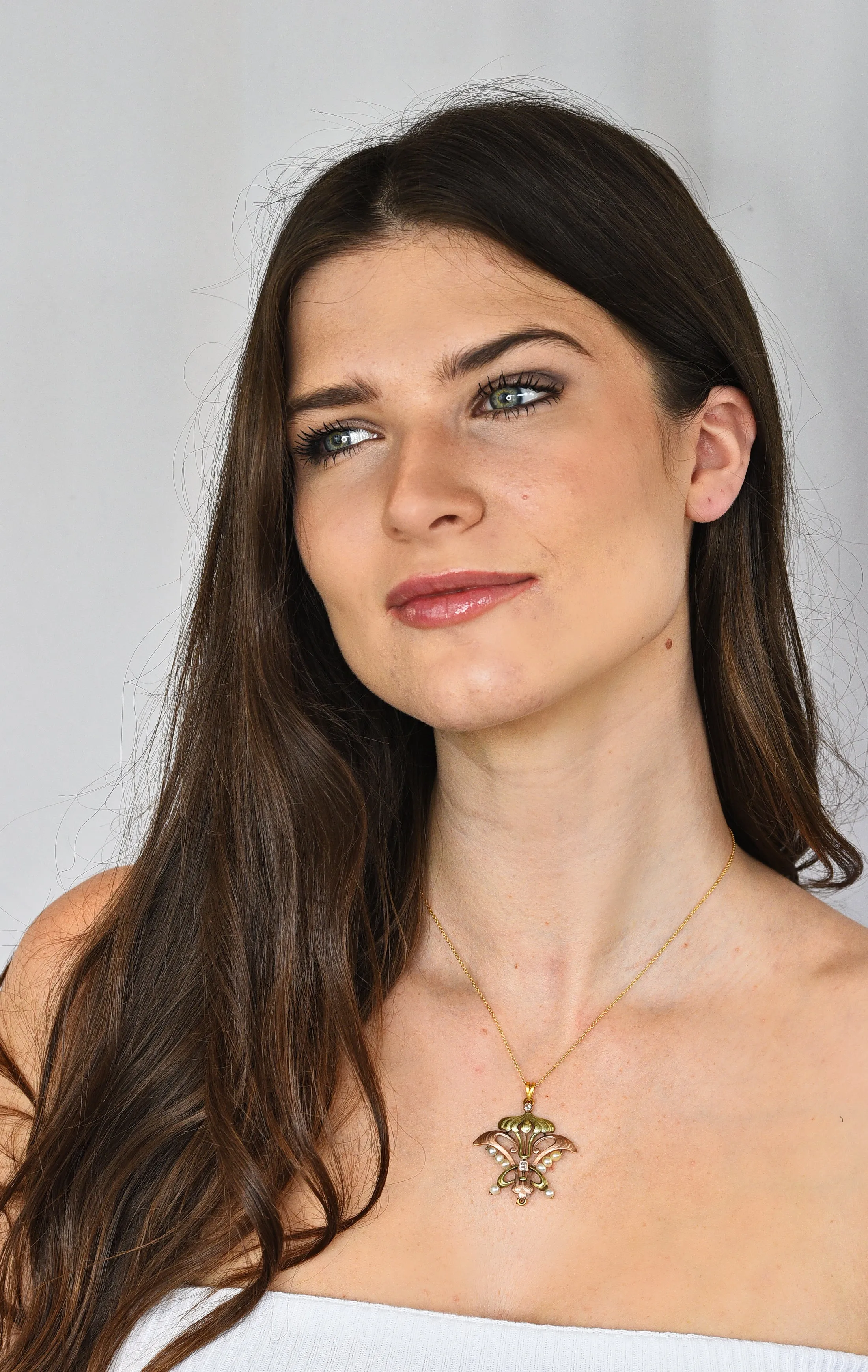Art Nouveau Diamond Pearl 14 Karat Tri-Colored Gold Whiplash Pendant Necklace