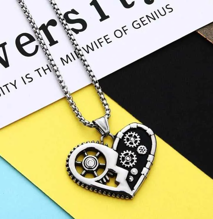 Cycolinks Gear Heart Necklace
