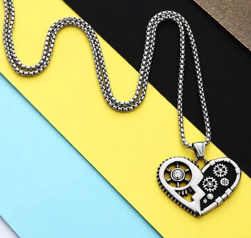 Cycolinks Gear Heart Necklace