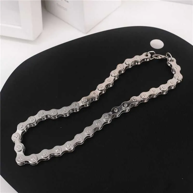 Cycolinks Retro Bike Chain Necklace