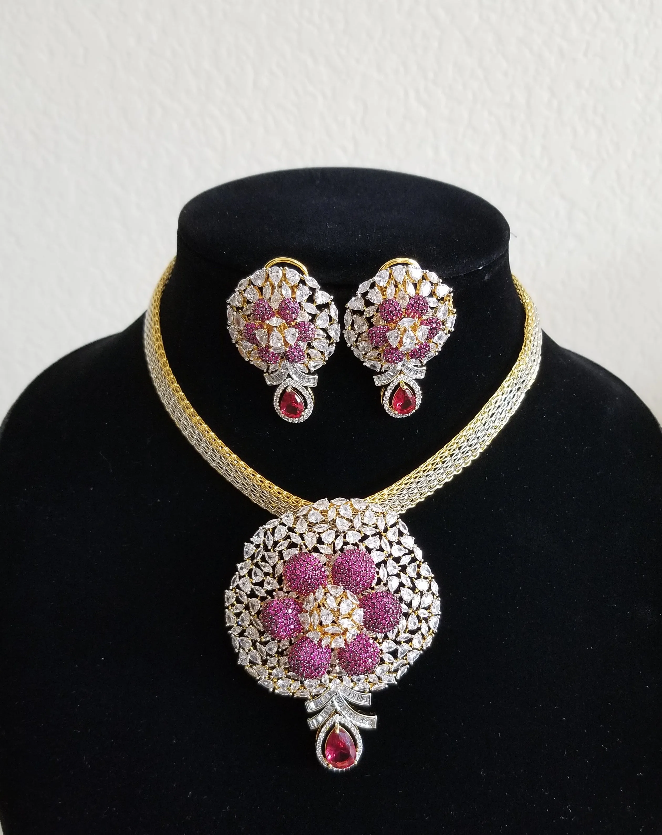 Cz Classic Pendant Set With 2 Tone Plating Ruby SR 77