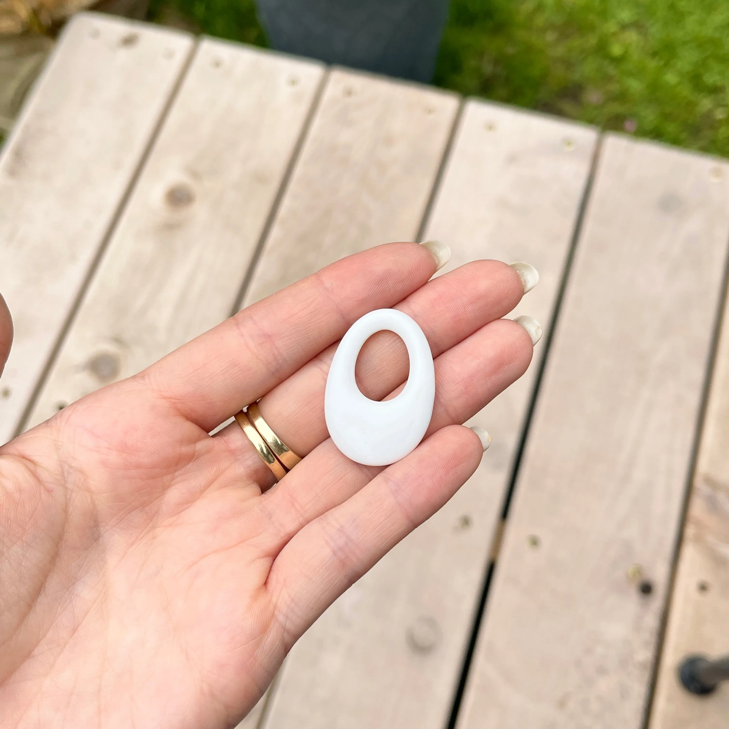 Estate White Onyx Oval Disc Gemstone Earrings Charms