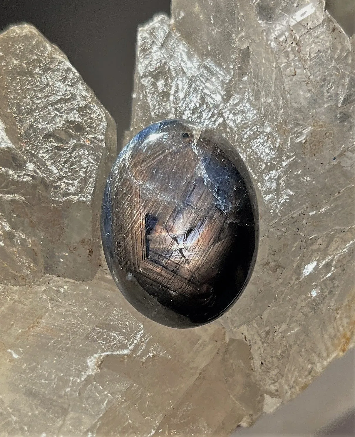 Eye of Odin Star Sapphire Cabochon, 43.85ct (Non Faceted)