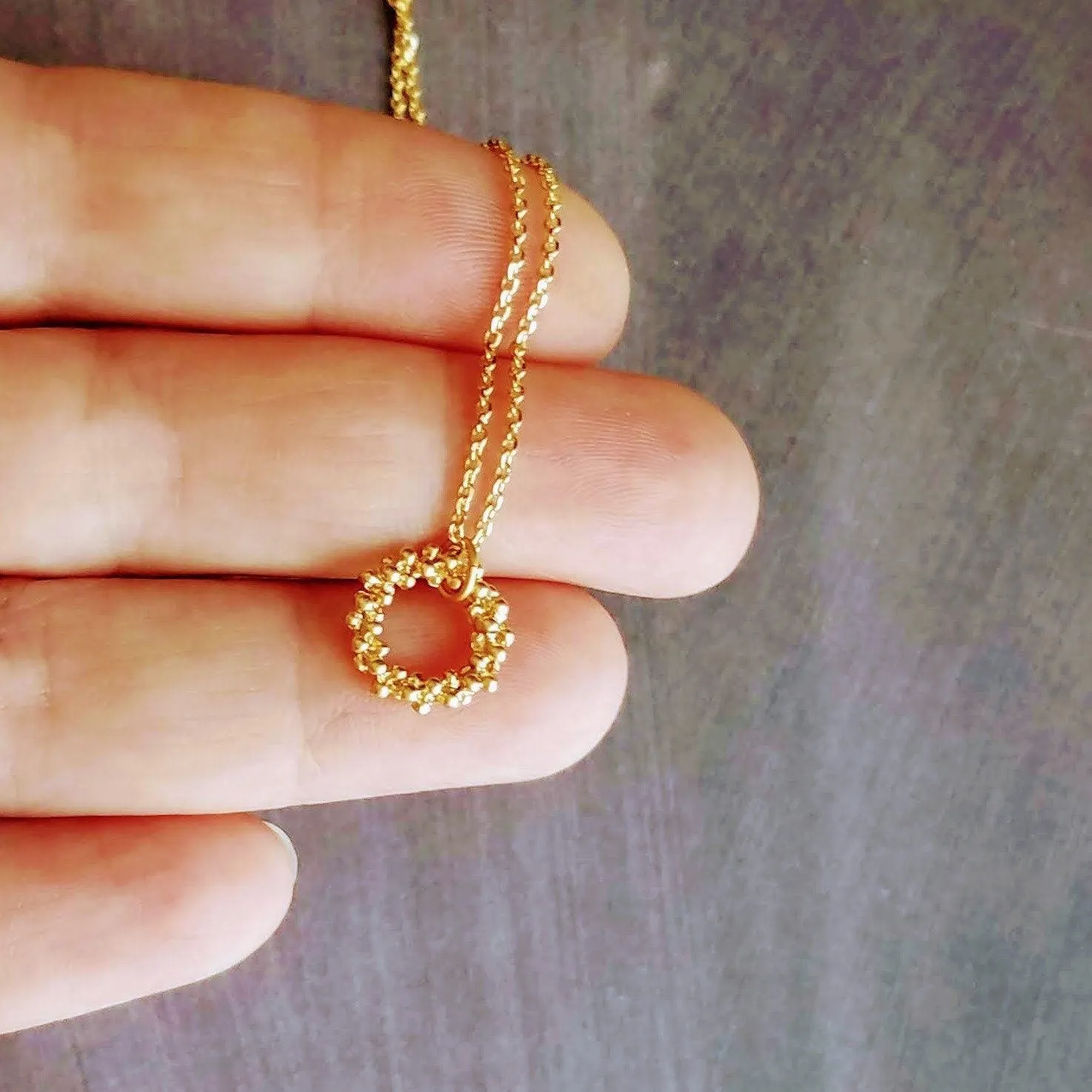 Gold Circle Necklace, round pendant, bubble necklace, gold ring pendant, thin delicate chain, eternity pendant, eternity necklace, 14K gold
