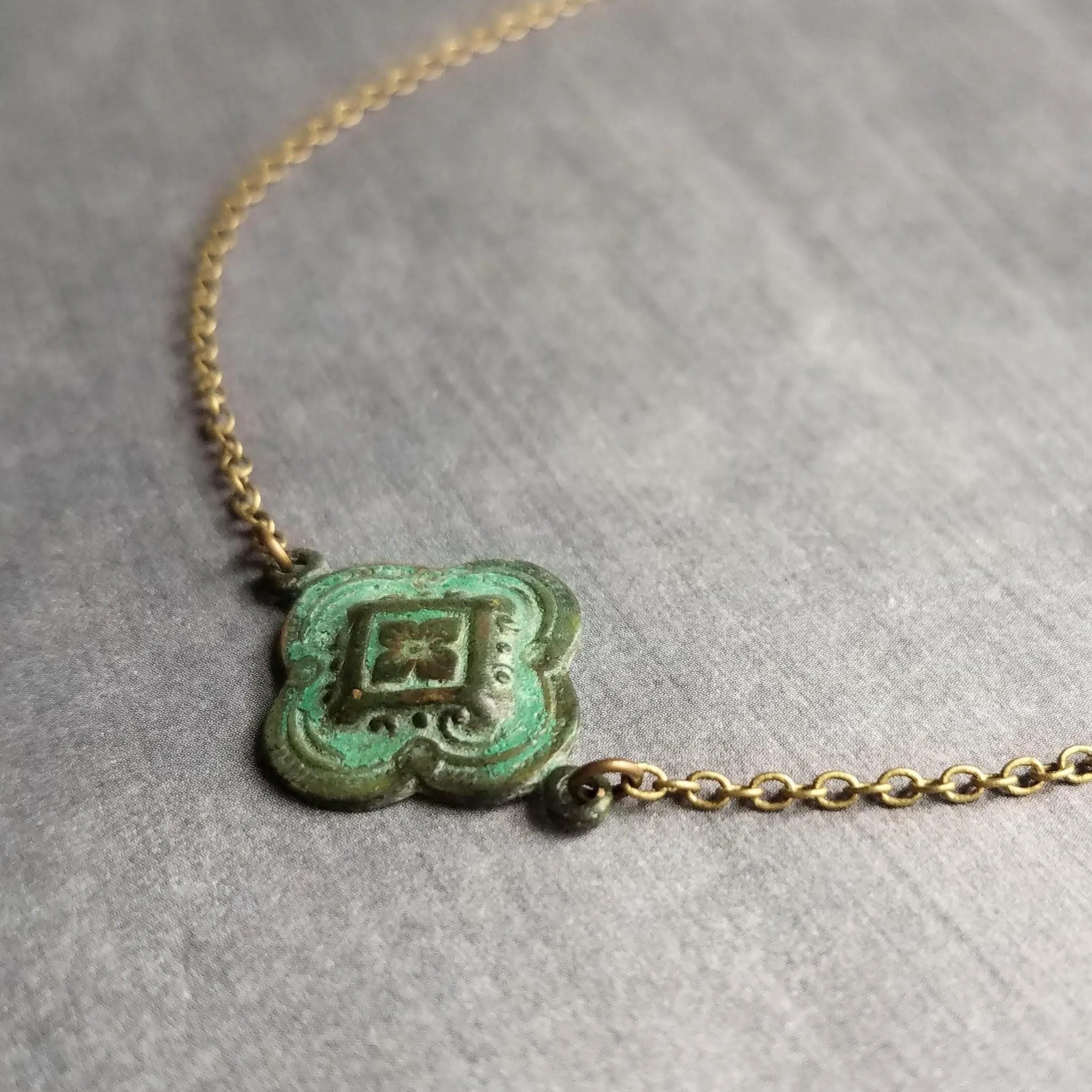 Green Clover Necklace, little clover pendant, green patina necklace, antique bronze chain, 4 leaf clover necklace, rustic necklace verdigris