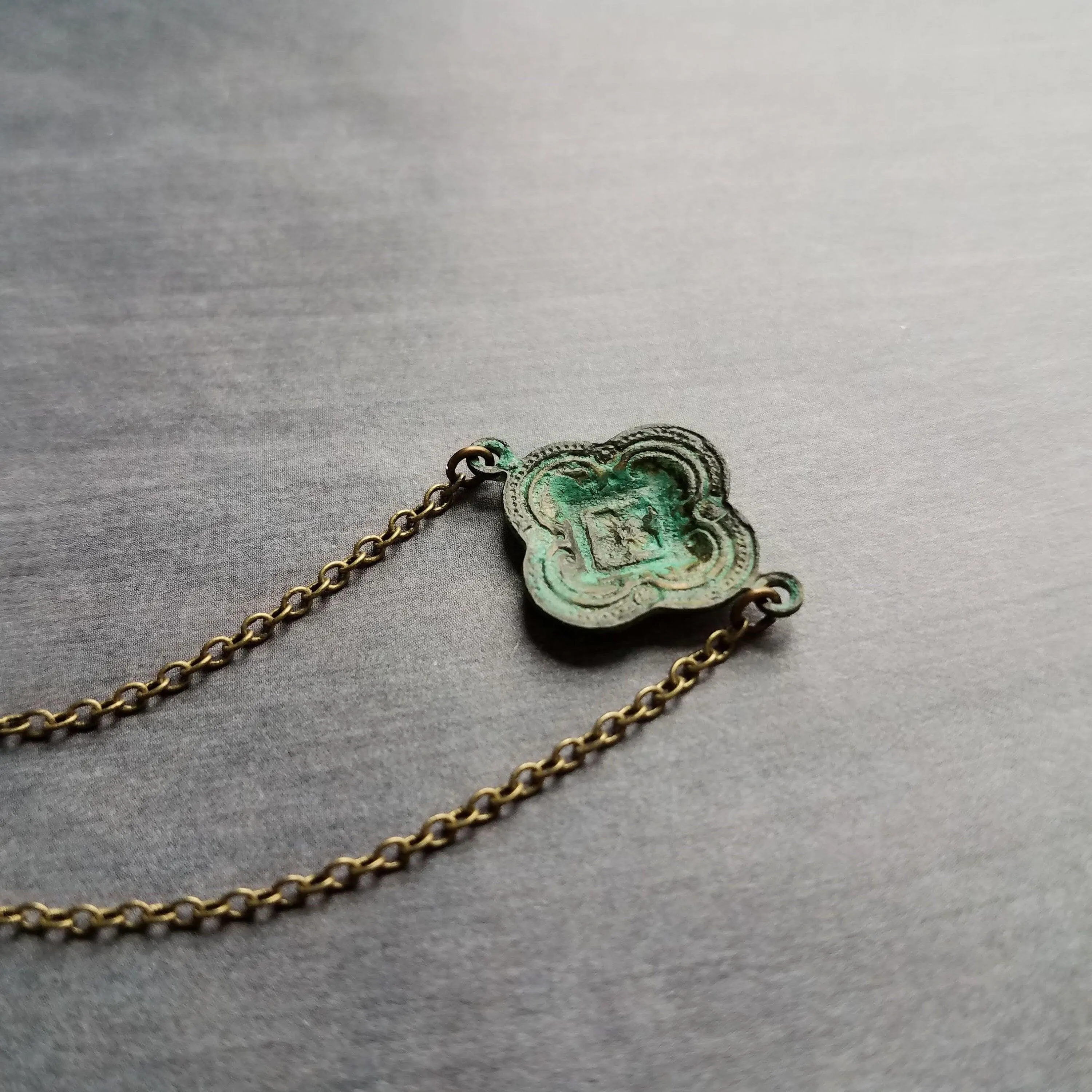 Green Clover Necklace, little clover pendant, green patina necklace, antique bronze chain, 4 leaf clover necklace, rustic necklace verdigris
