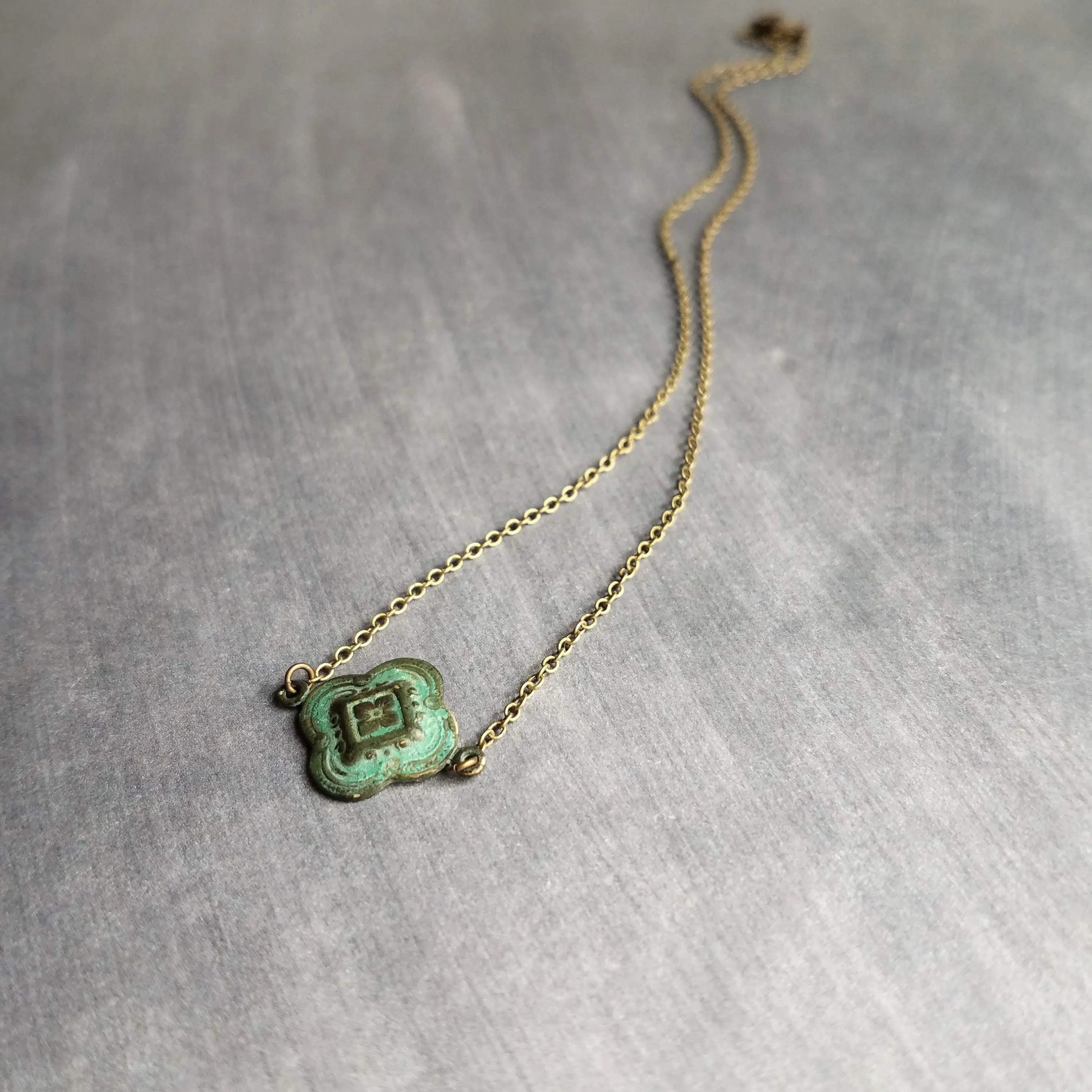Green Clover Necklace, little clover pendant, green patina necklace, antique bronze chain, 4 leaf clover necklace, rustic necklace verdigris
