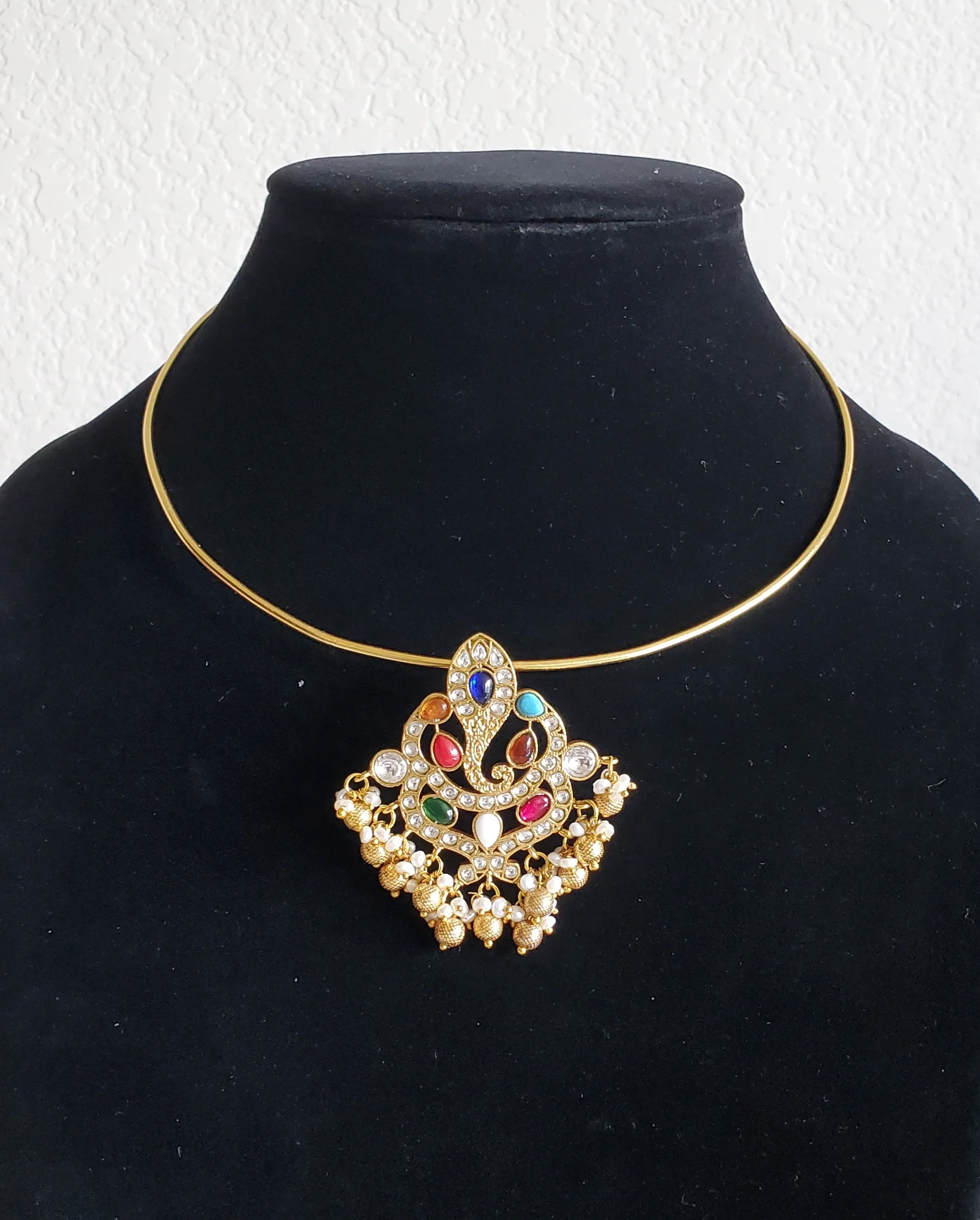 Jadau Kundan Hasli With Gold Plating