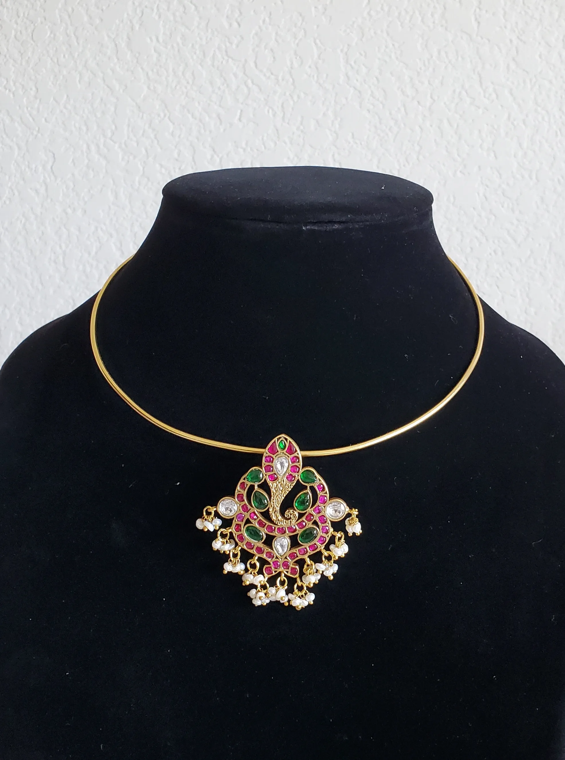 Jadau Kundan Hasli With Gold Plating
