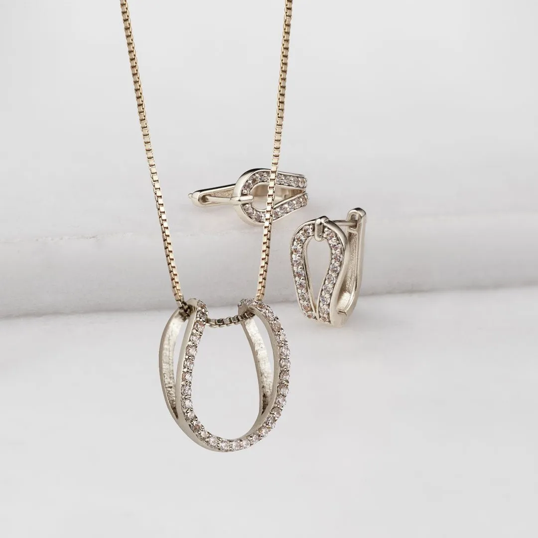 Levade - Moissanite Clear Stone Sterling Silver Horseshoe Earring