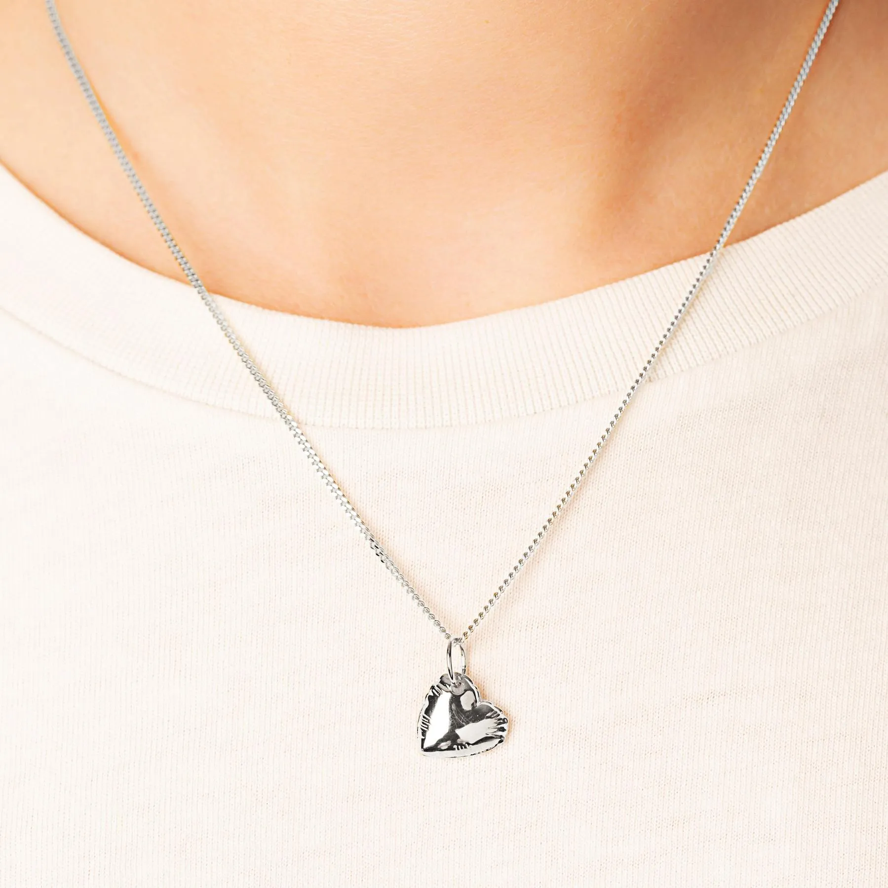 LOVE LETTERS CHAIN
