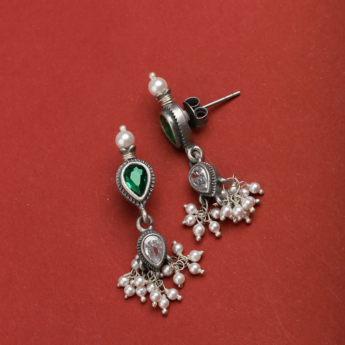 Maharashtrian Tanmani Silver Necklace (Green & White) by Moha