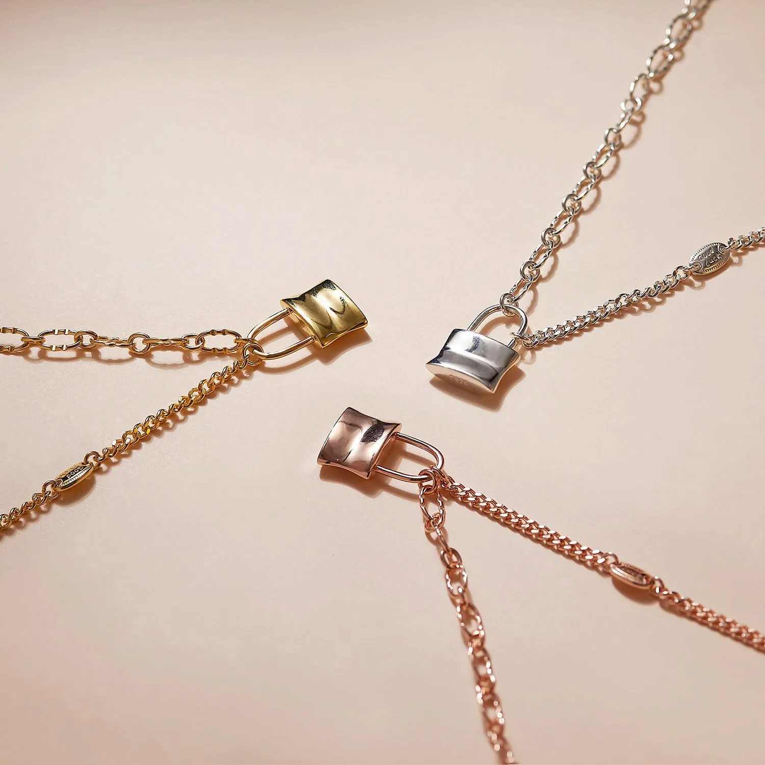 Oval Link Lock Chain Necklace