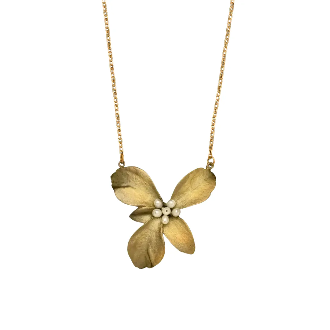 Pachysandra Pendant