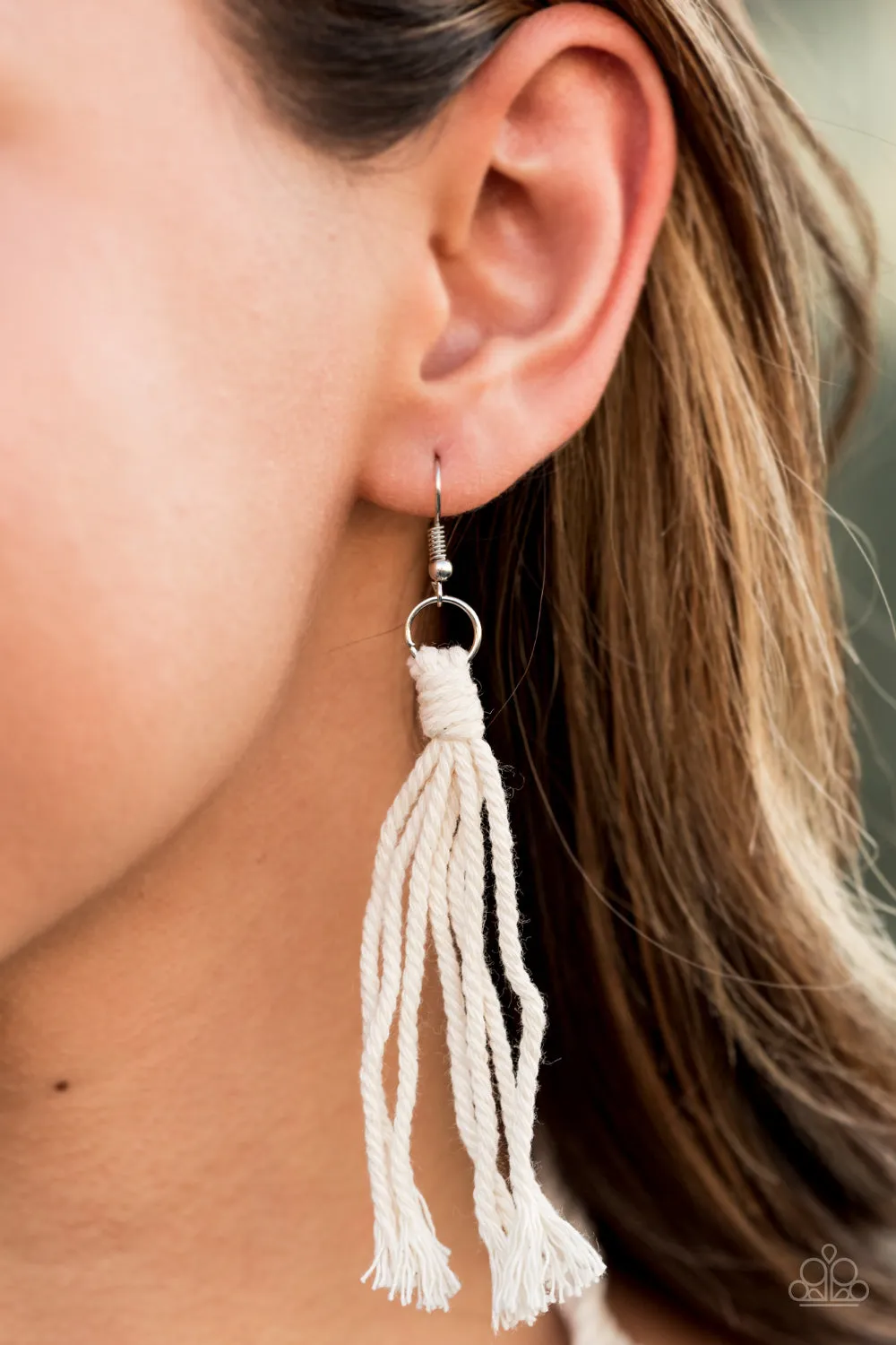 Paparazzi Macrame Mantra - White Necklace