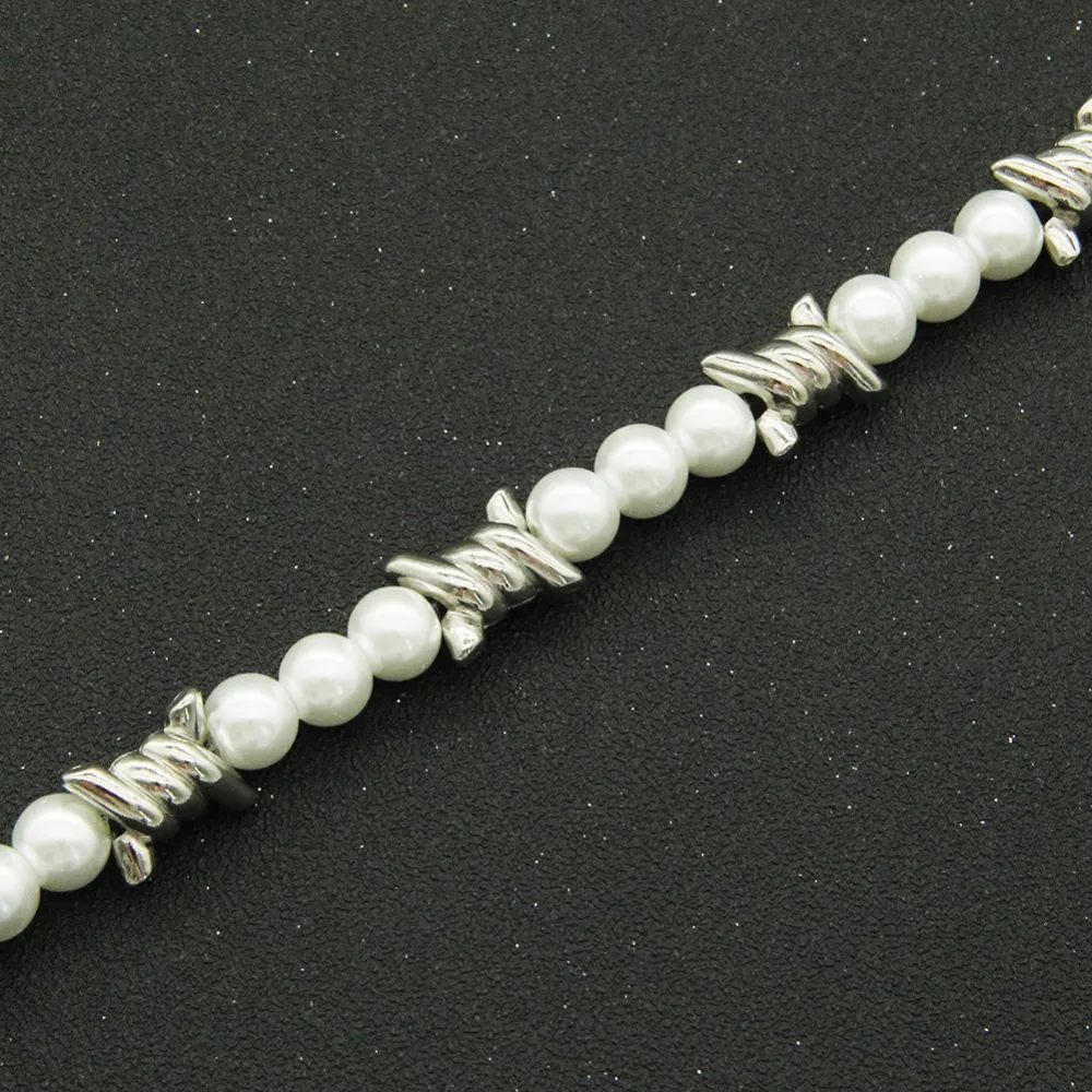 Punk Big Pearl Thorns Necklace