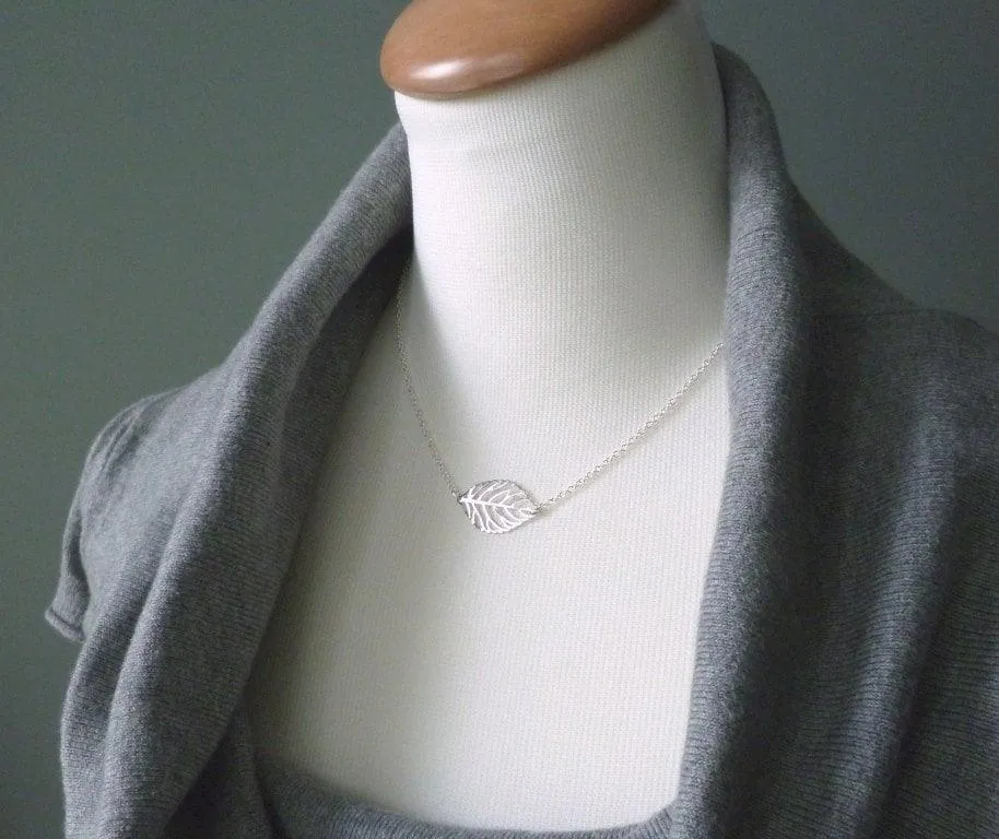 Silver Leaf Necklace, silver filigree necklace, leaf pendant, cut out leaf necklace, leaf outline necklace, delicate leaf small modern leaf
