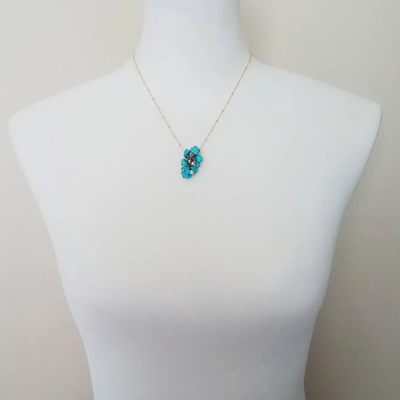 Turquoise Stone Necklace - stone cluster pendant, turquoise necklace, blue stone necklace, pebble necklace, cluster necklace, turquoise gold