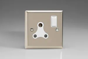 Varilight 1-Gang 15A Round Pin Plug Socket Satin Chrome XNRP15AW