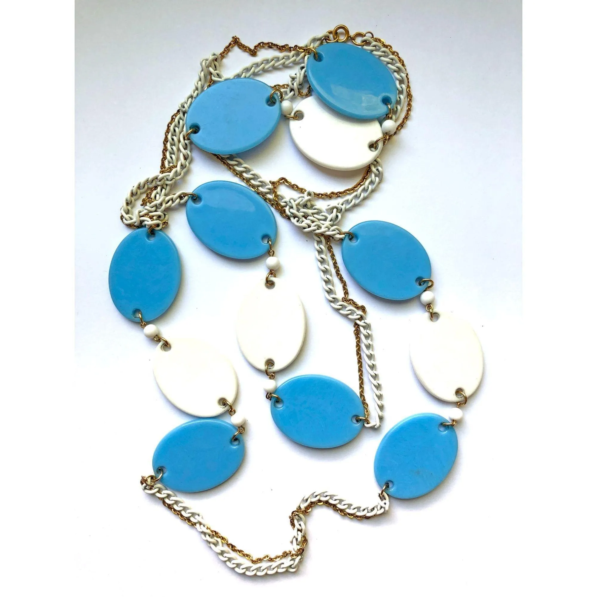 Vintage 1960s Mod Style Oversized Blue and White Disc Necklace