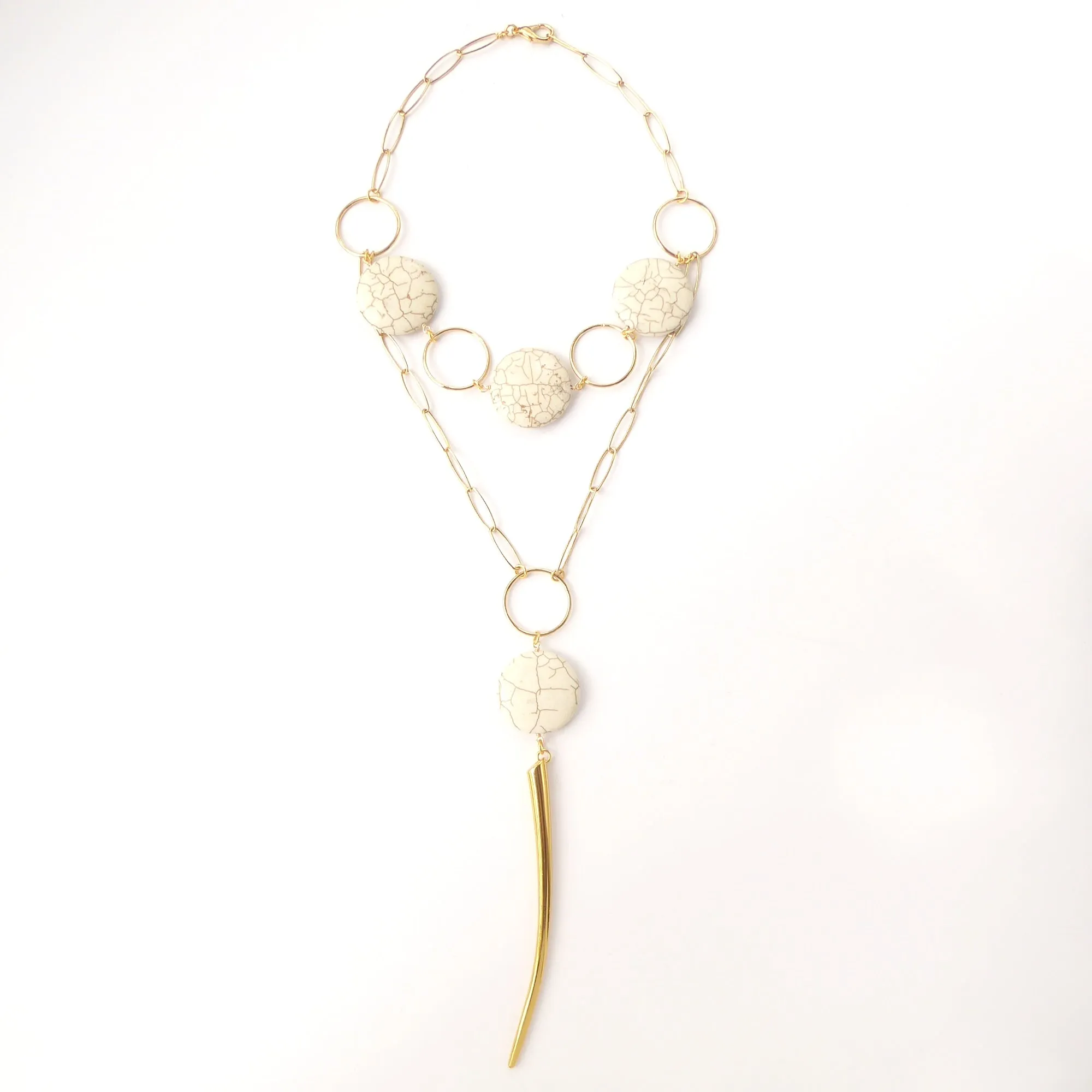 White howlite circle necklace