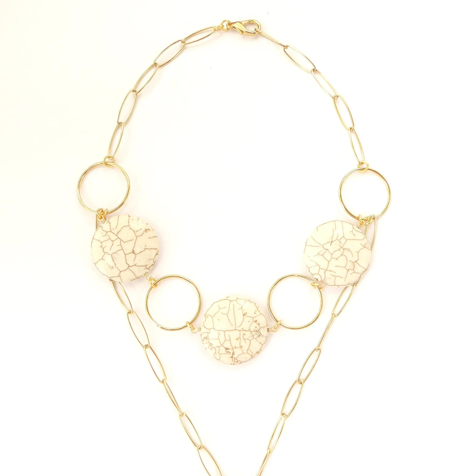 White howlite circle necklace