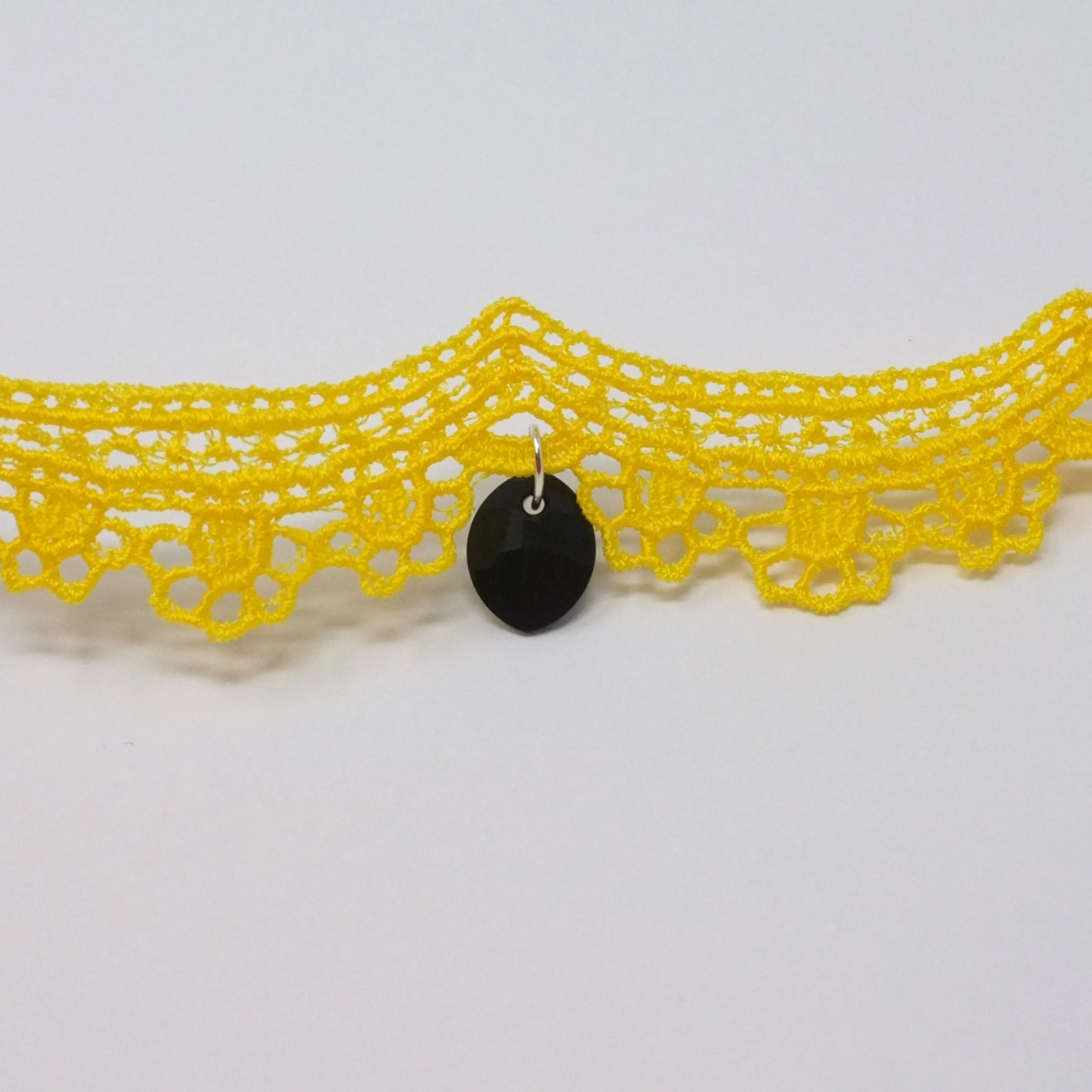 Yelena Lace Choker Necklace in Yellow