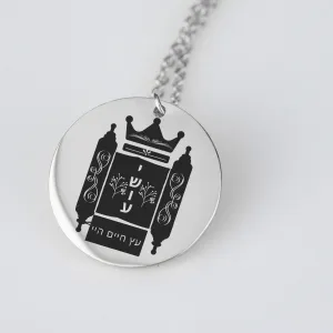 Yeshua - The Living Torah pendant