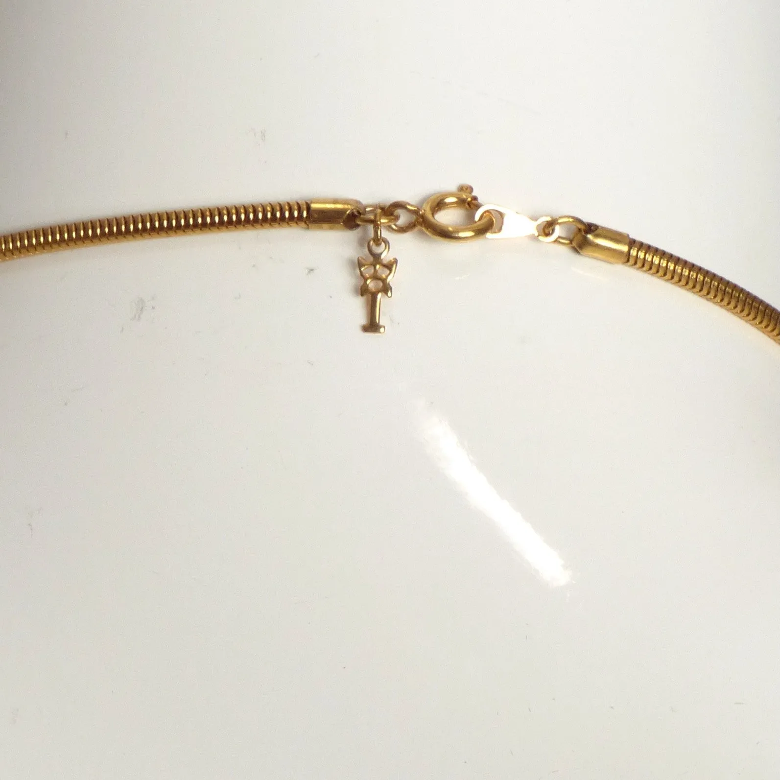 YVES SAINT LAURENT- 1970s Spiral Metal Medallion Pendant Necklace